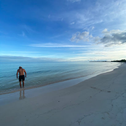 Beach walk at Casa Pronoia